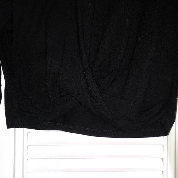 Black Cropped Sweater - Picture 3 of 3